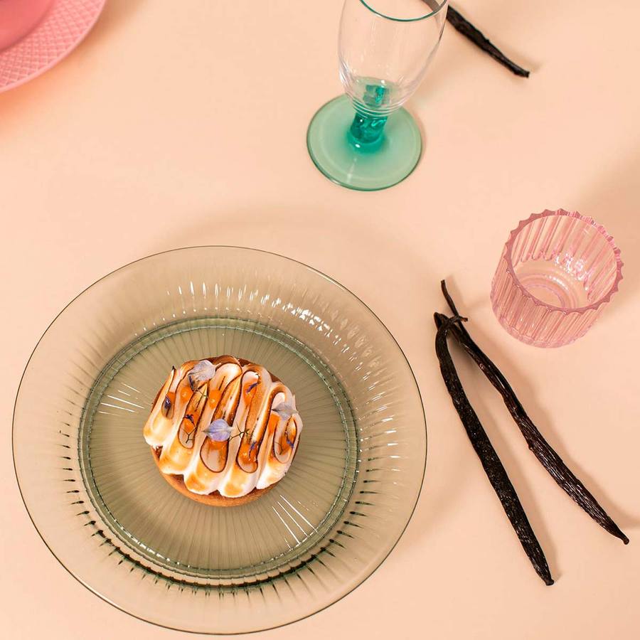 Dessert-with-vanilla-SocialVanilla_900x